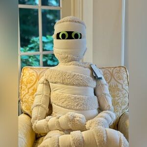 ISAAC MIZRAHI Mummy Glow in the Dark Eyes Pillow Huge 60 x 32 Halloween VIRAL